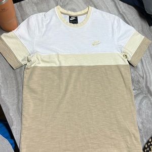 Nike T Shirt